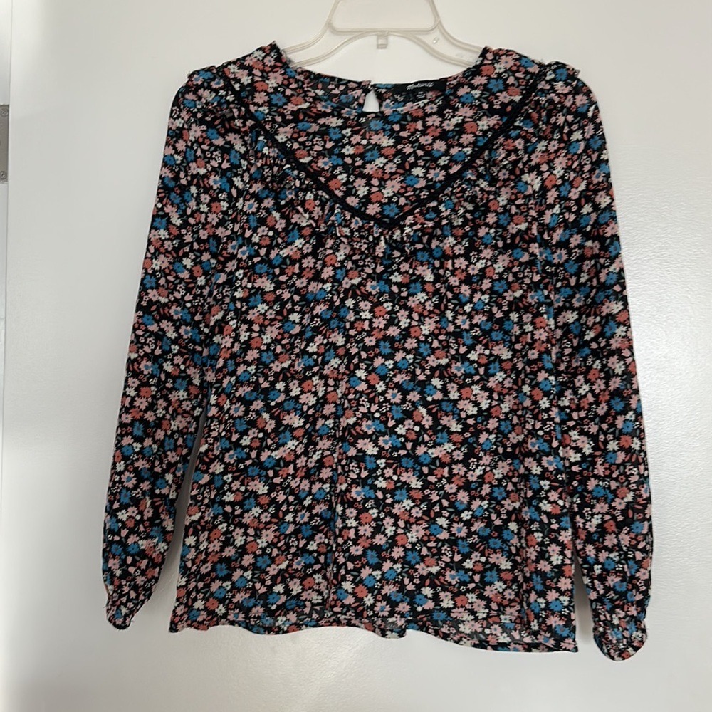 Madewell Ruffle-Yoke Prairie Top in Spring Prairie‎ Xs